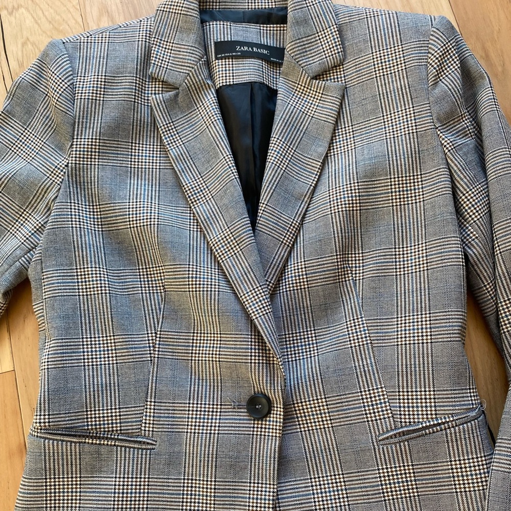 Zara Women's Grey Plaid Blazer